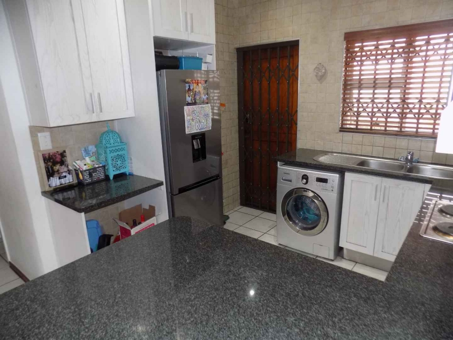 2 Bedroom Property for Sale in Soneike Western Cape